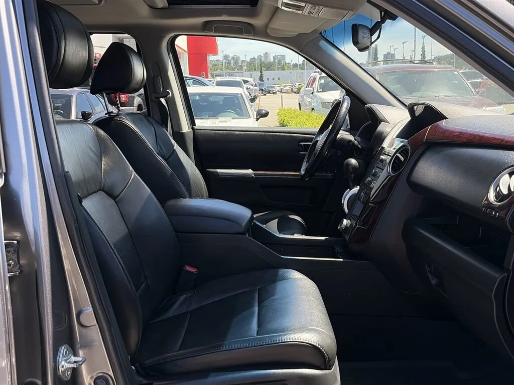 Used 2009  Honda Touring 4WD 5AT Dilawri Certified   Local BC   On- image 34