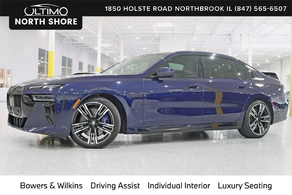 Used 2023 Blue BMW 760i xDrive image 1