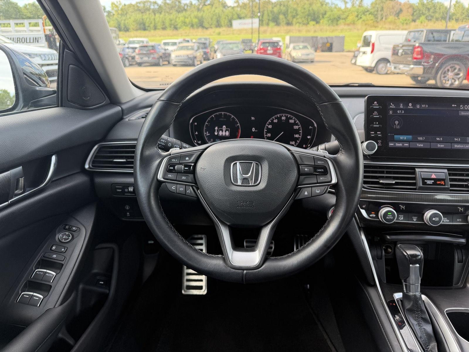 Used 2022 Lunar Silver Metallic Honda Sport Special Edition image 8