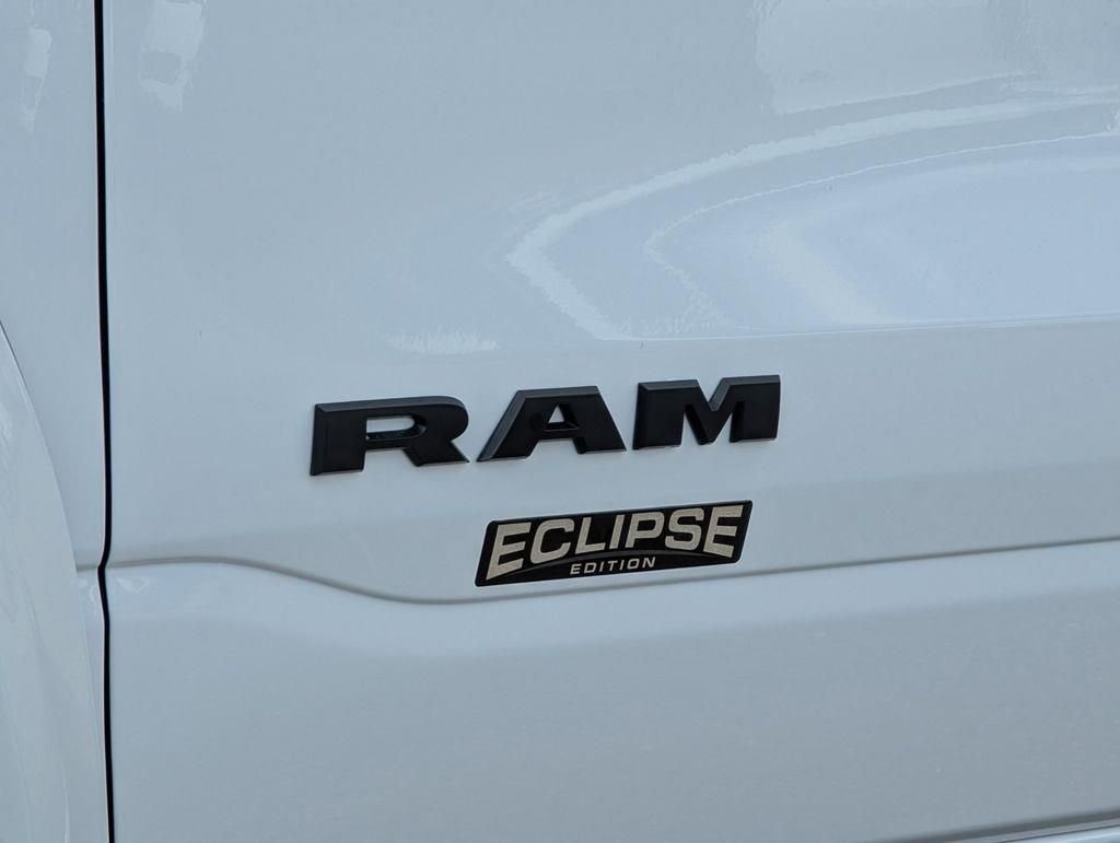 New 2026 Bright White Clearcoat RAM Big Horn/Lone Star image 9