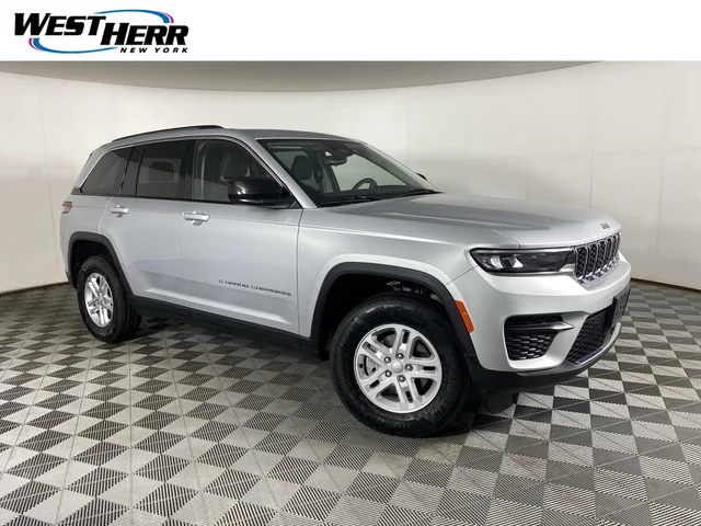 2023 Jeep Grand Cherokee Laredo