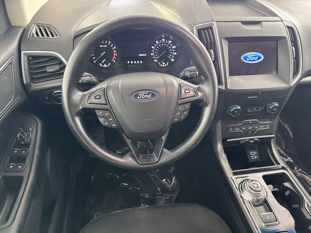 Used 2020 Blue Ford SE image 29