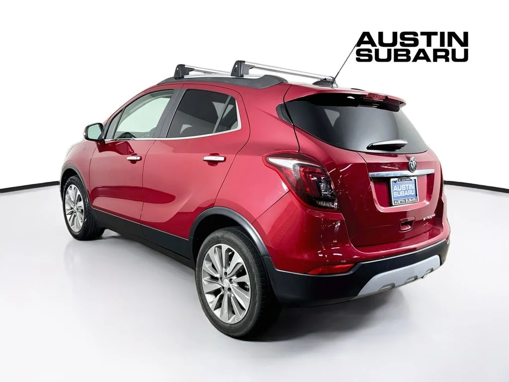 Used 2019 Red Buick Preferred image 5