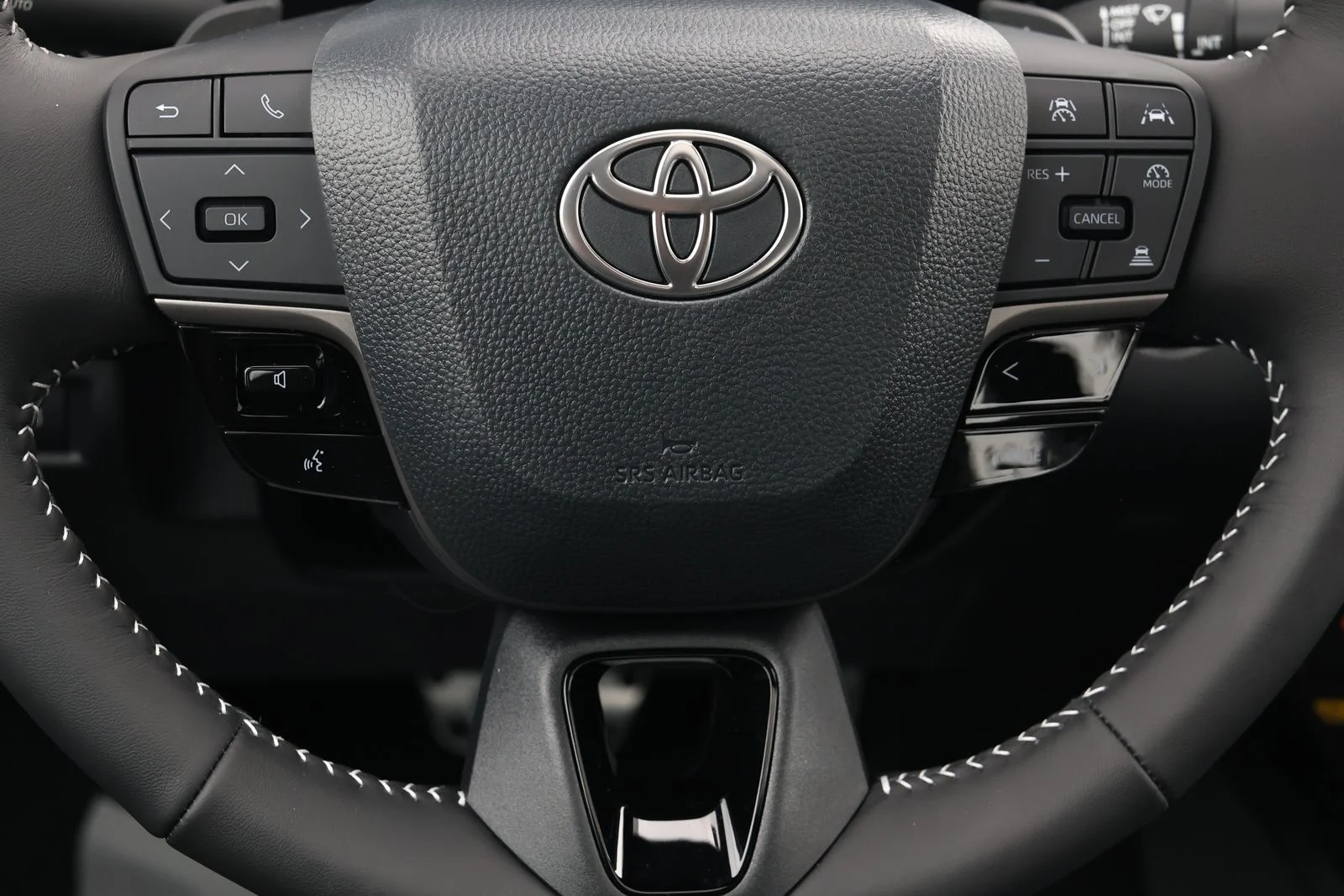New 2026 Heavy Metal Toyota SE image 15