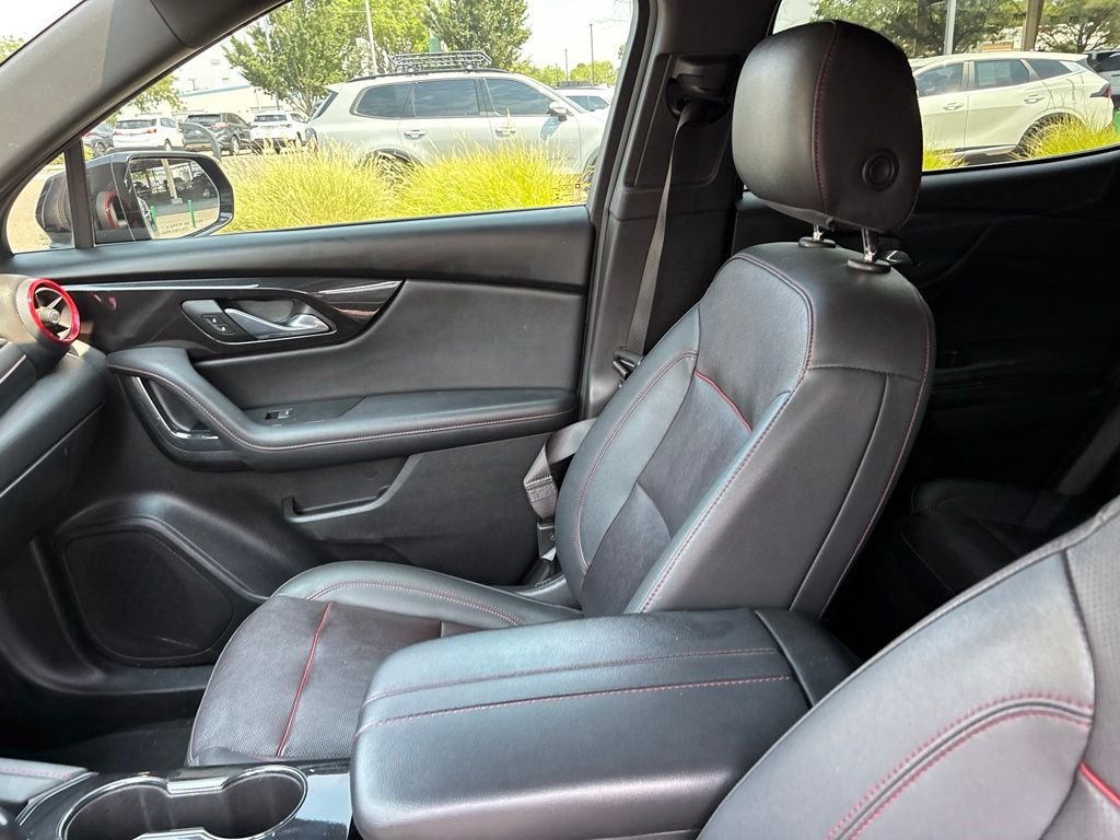 Used 2021 Black Chevrolet RS image 23