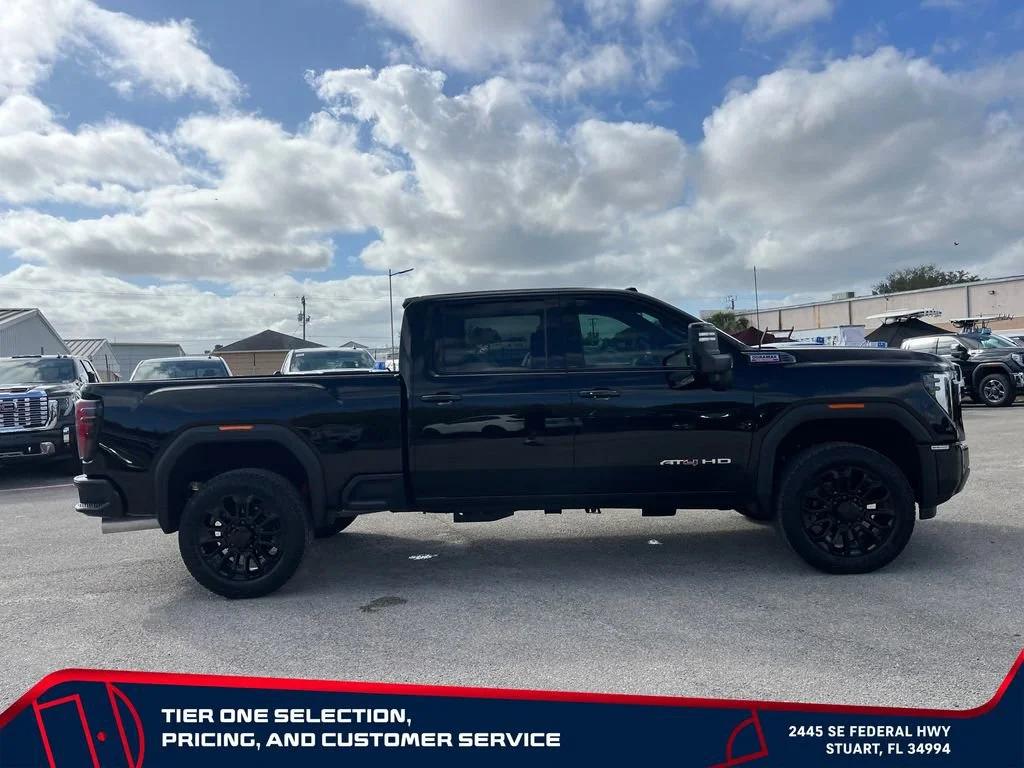 New 2026 Onyx Black GMC AT4 image 8