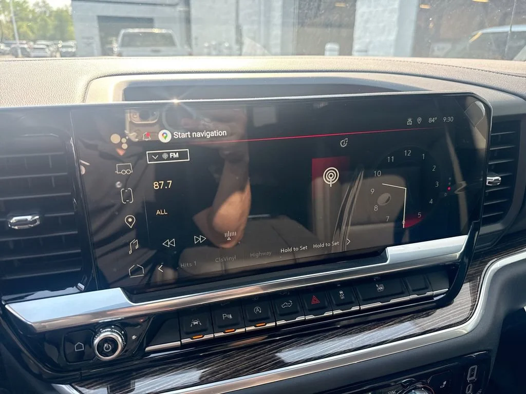 New 2026 Onyx Black GMC Elevation image 13