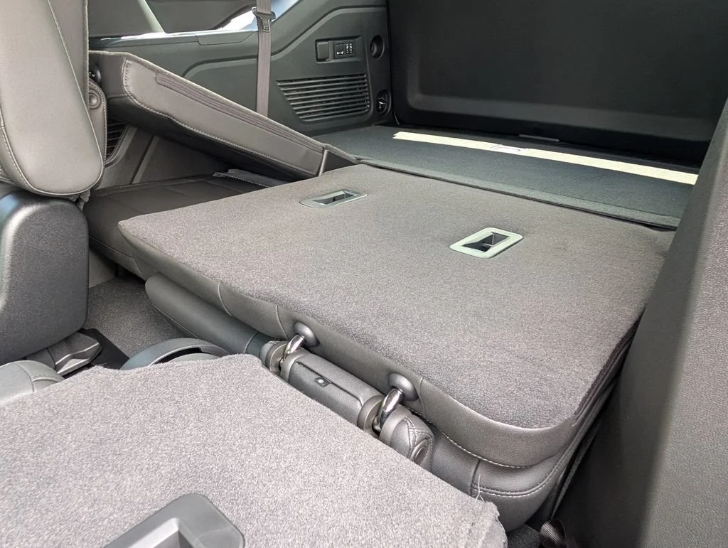 New 2026 Lakeshore Blue Metallic Chevrolet LT image 8