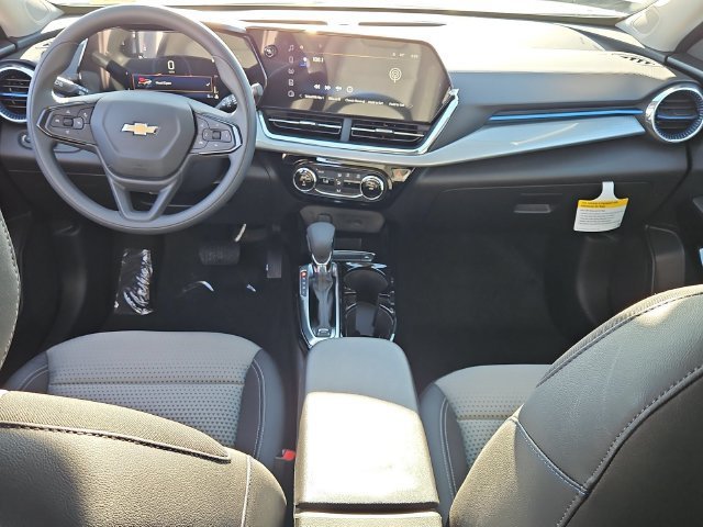 New 2026 Summit White Chevrolet LT image 26