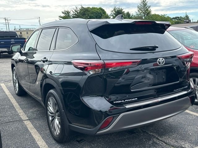 Used 2024 Black Toyota Platinum image 4
