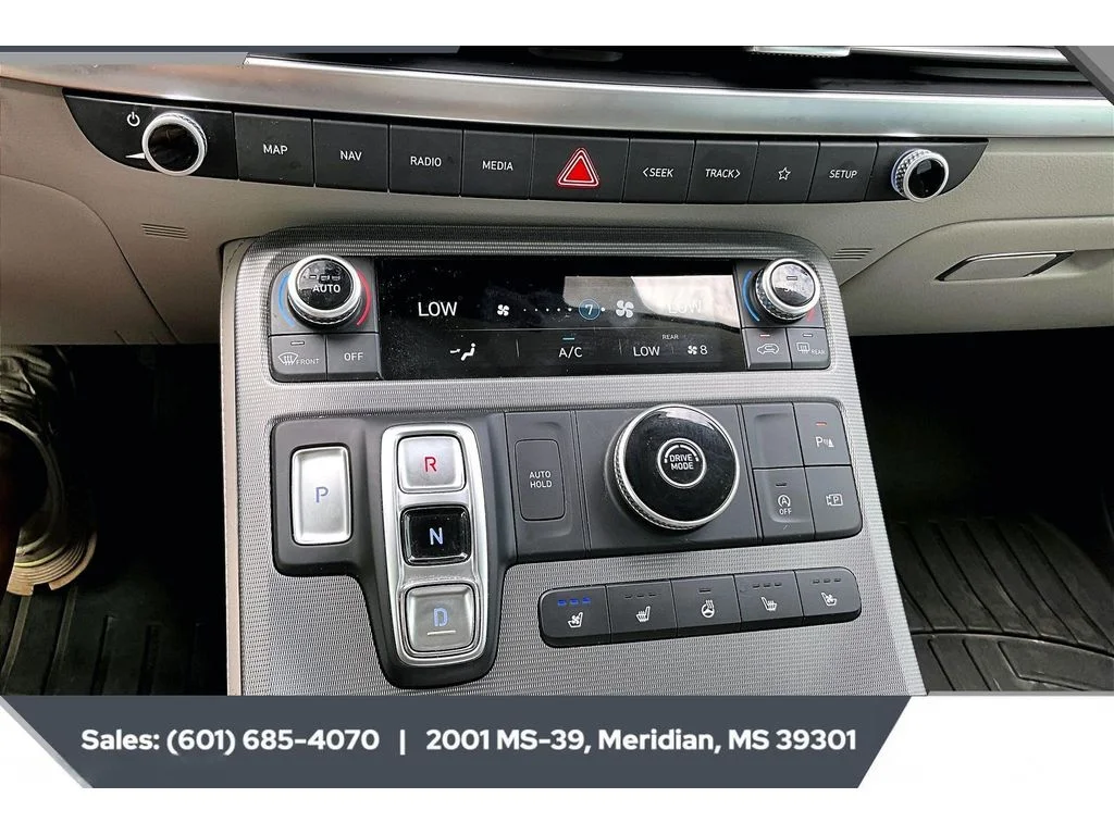 Used 2024 Abyss Black Pearl Hyundai Calligraphy image 23