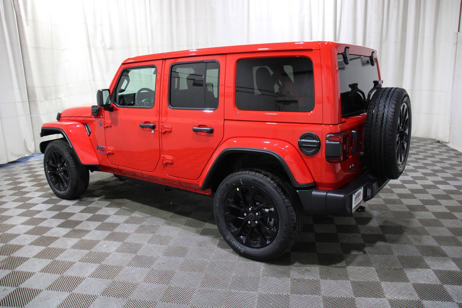 2025 Jeep Wrangler 4xe Sahara 4XE - Photo 34
