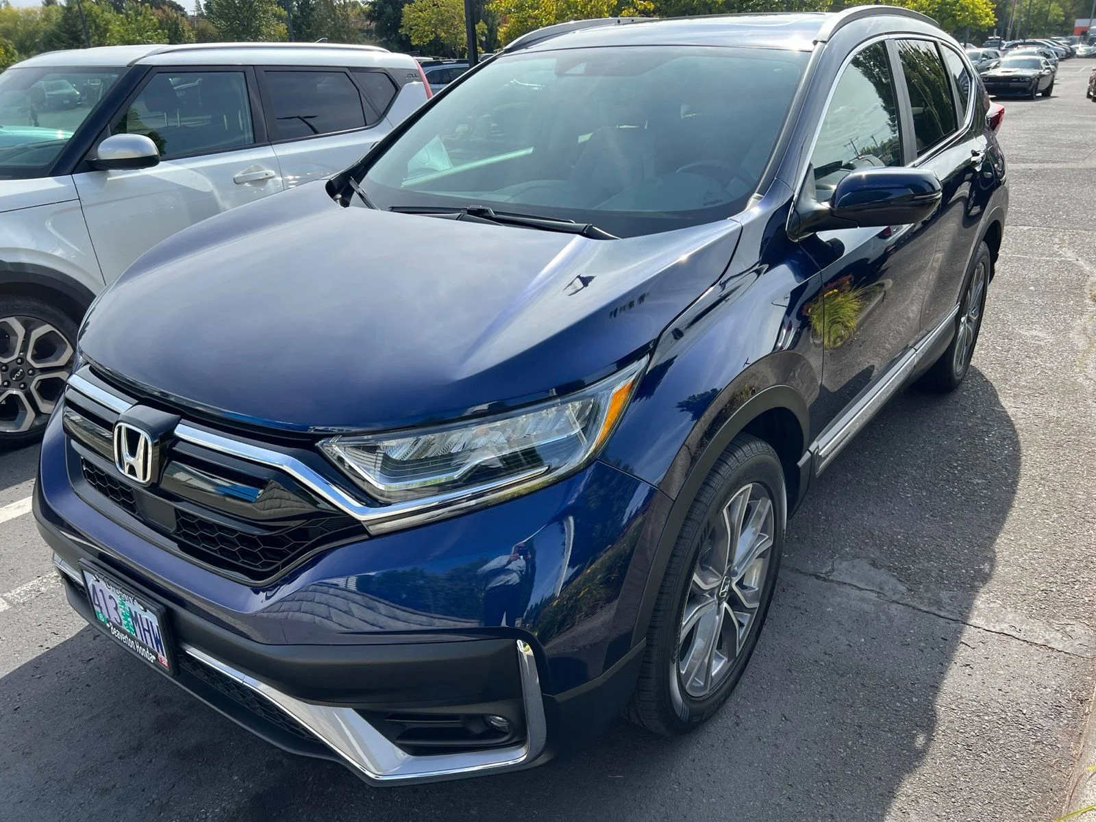 Used 2020 Aegean Blue Metallic Honda Touring image 1