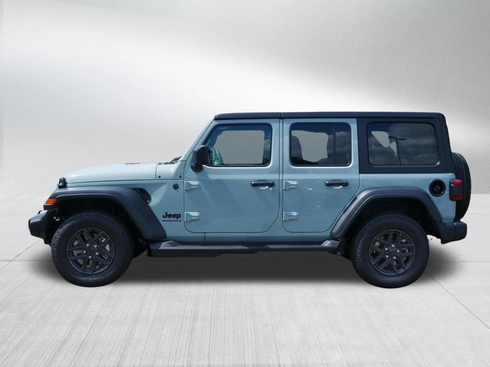 New 2026 Earl Clearcoat Jeep Sport S image 4