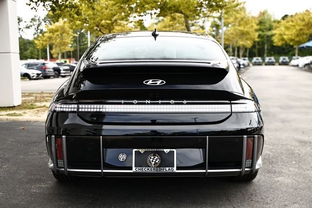 Used 2023 Onyx Black Hyundai SE image 7