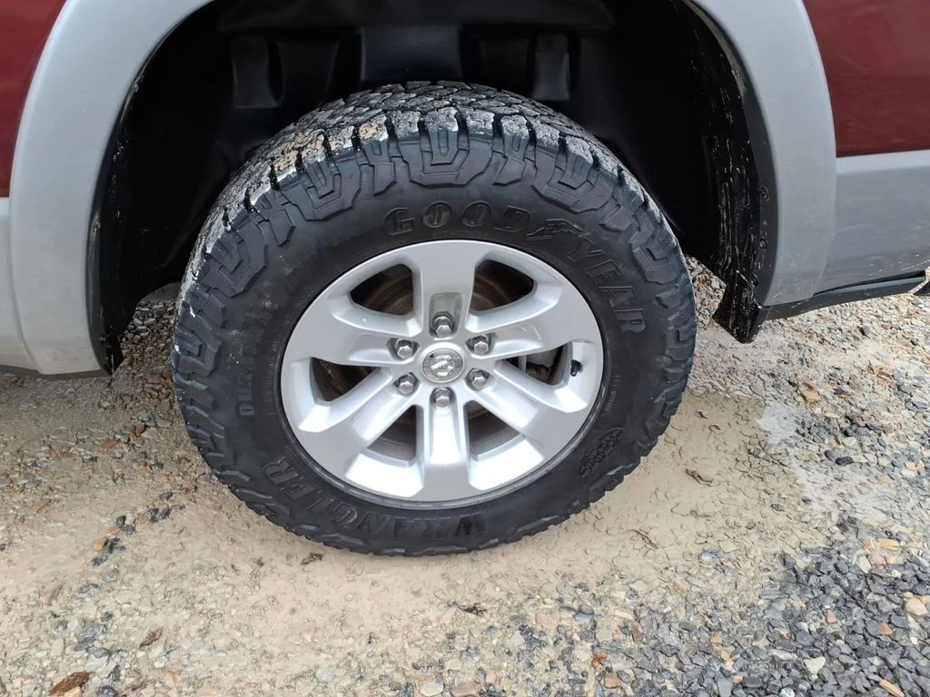 Used 2019 Red Ram Laramie image 18