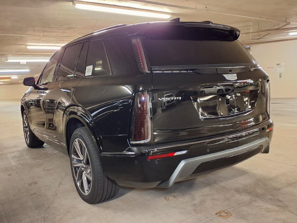 2027 Cadillac VISTIQ Sport - Photo 10