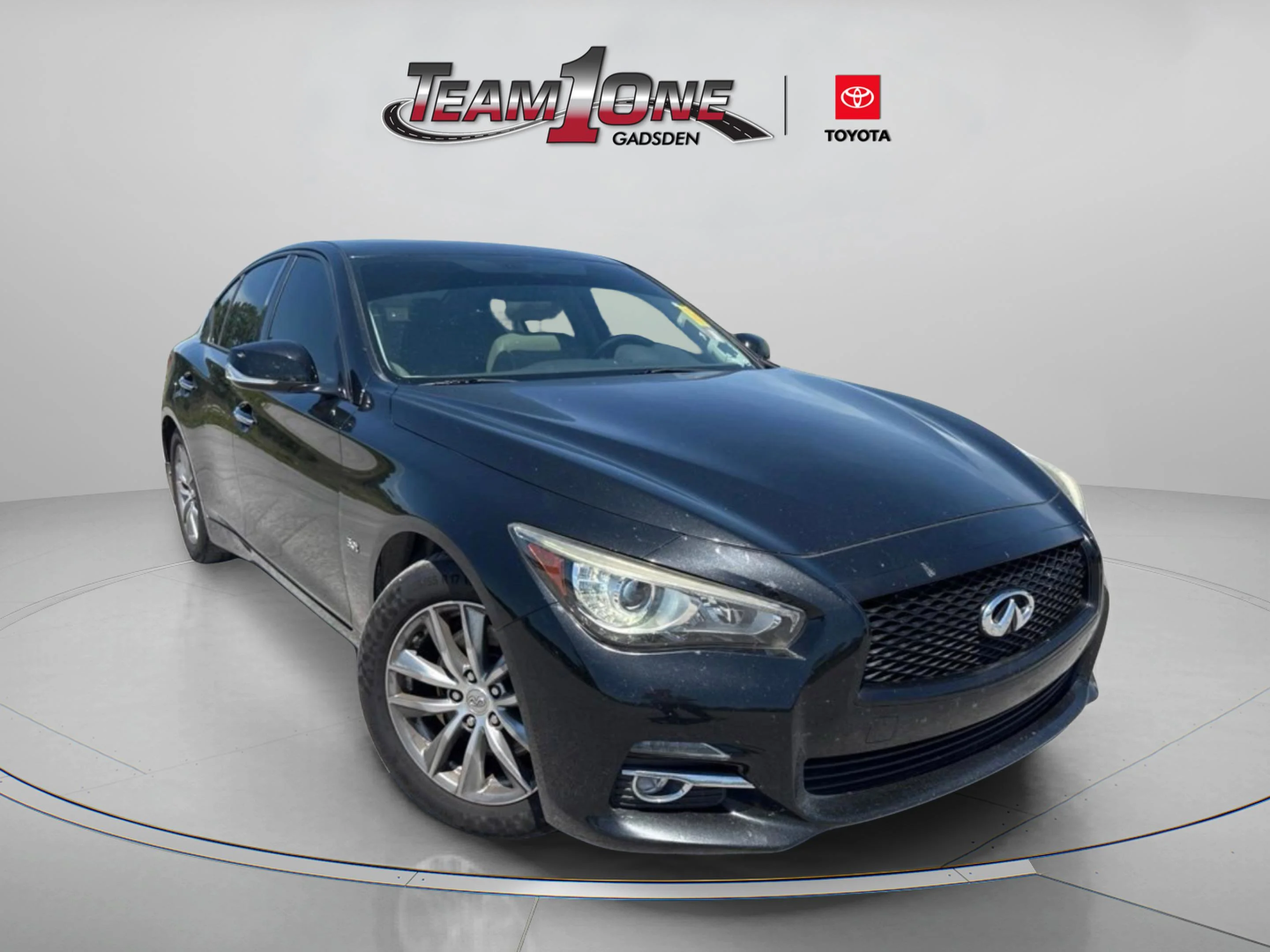 2017 INFINITI Q50 Premium