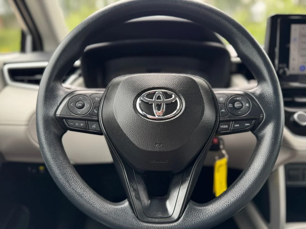 Used 2025 Silver Toyota L image 16