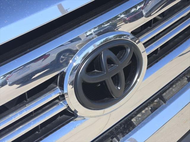 Certified Used 2017 MAGNETIC GRAY MET. Toyota  image 13