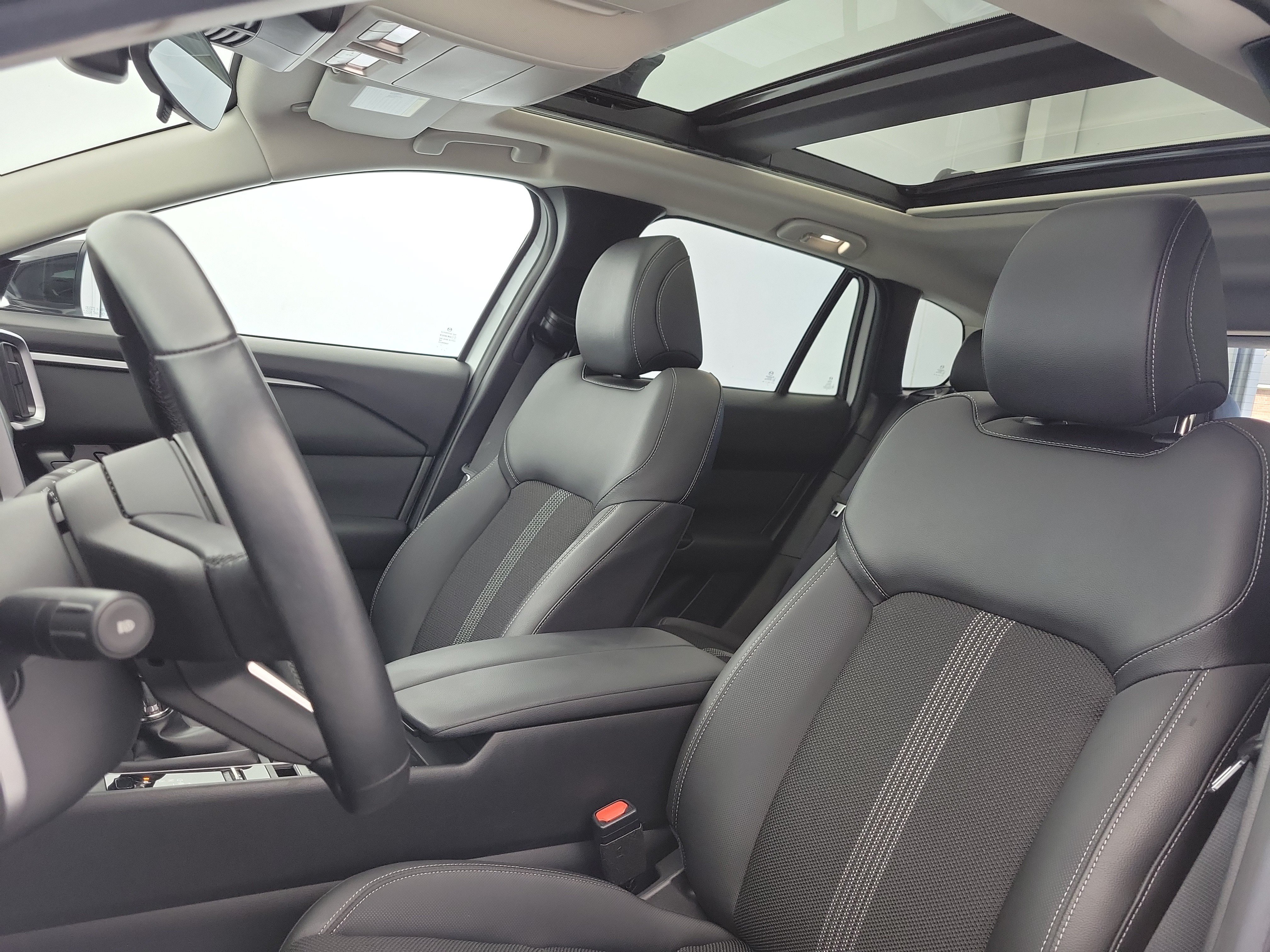Used 2025 Wind Chill Pearl Mazda 2.5 S Premium Package image 19