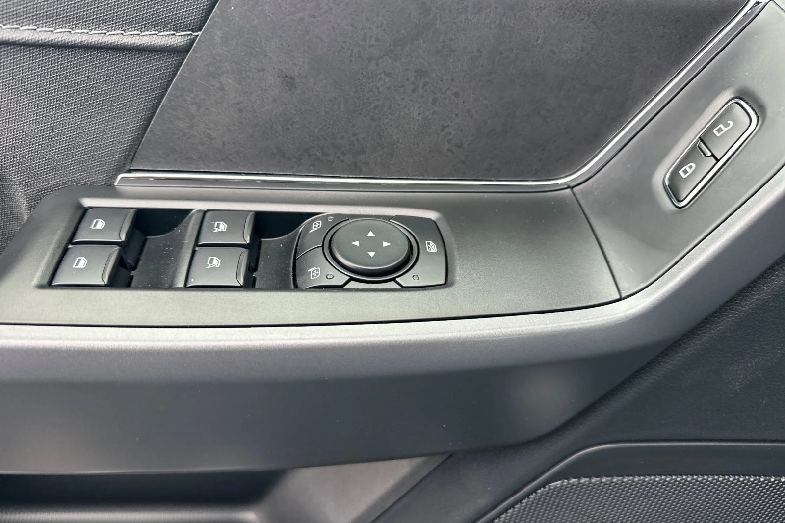 2026 Ford F-150 XLT - Photo 10