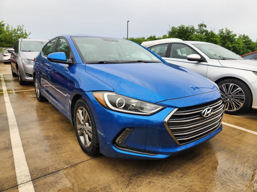 Used 2018 Electric Blue Hyundai Value Edition image 3