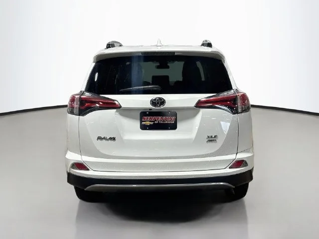 Used 2017 White Toyota XLE image 8