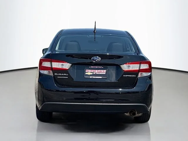 Used 2018  Subaru 2.0I image 6