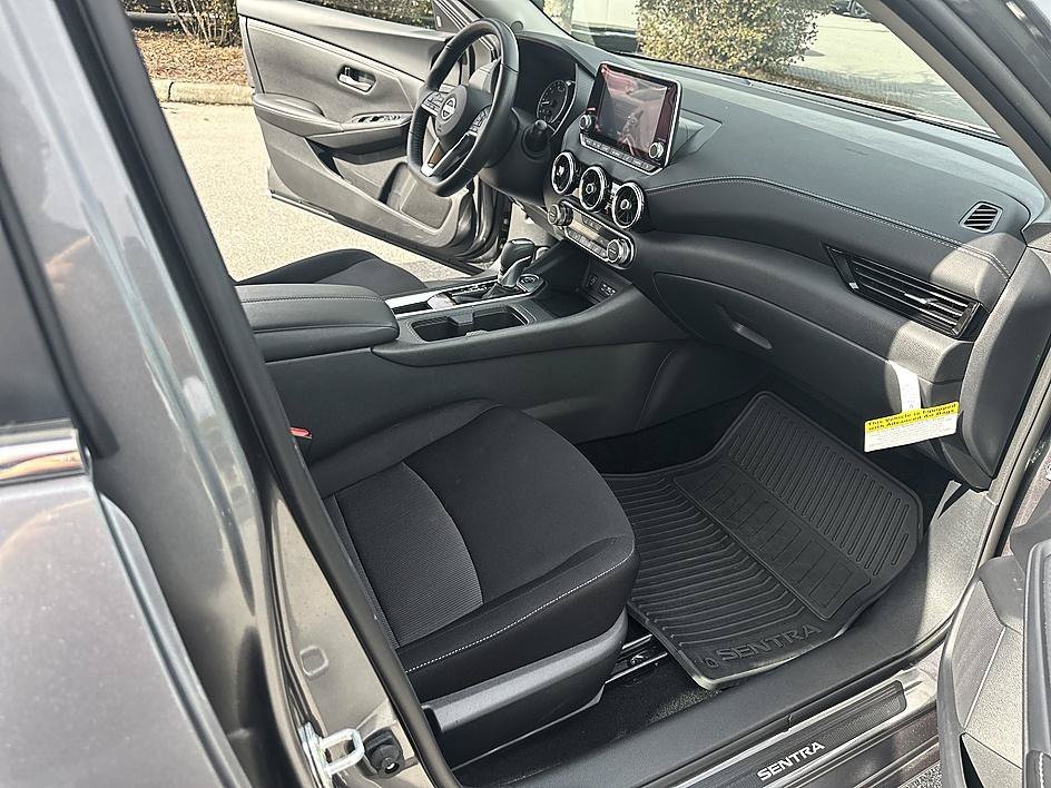 Used 2025 Gun Metallic Nissan SV image 19