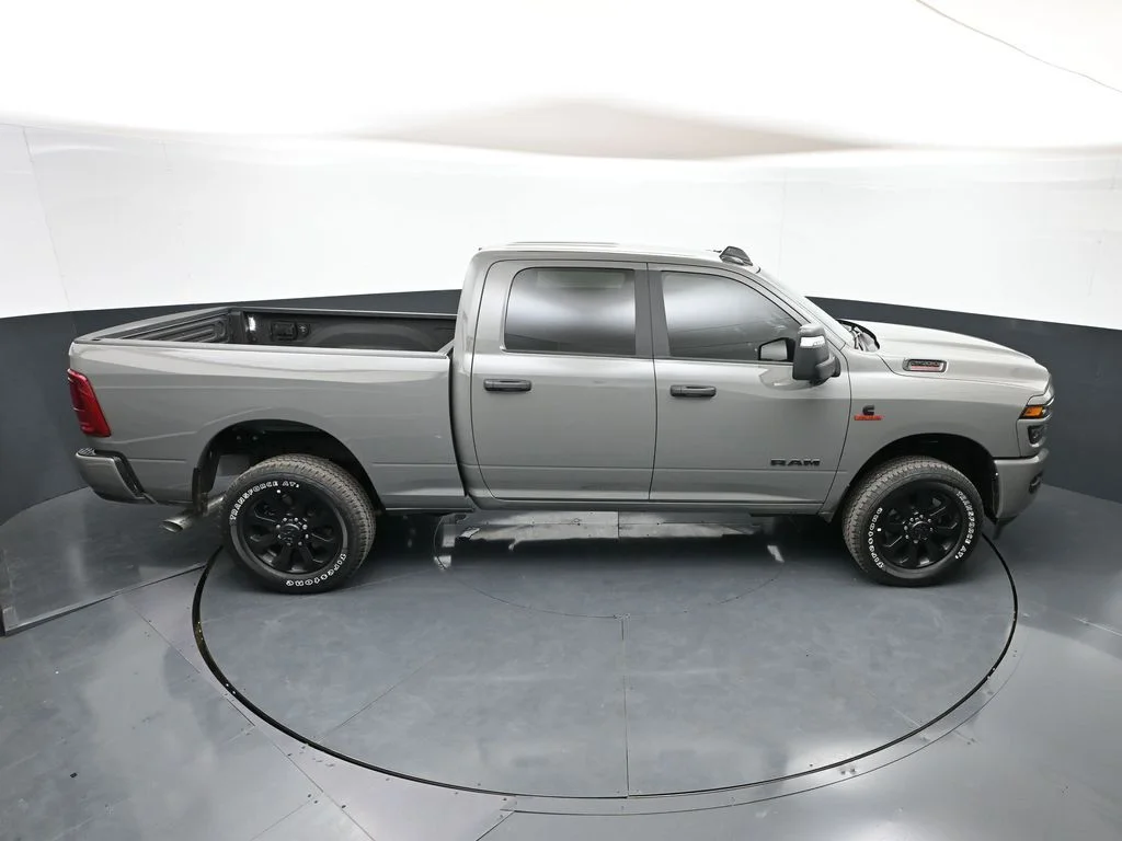 New 2026 Ceramic Gray Clear-Coat Exterior Paint RAM Big Horn image 44