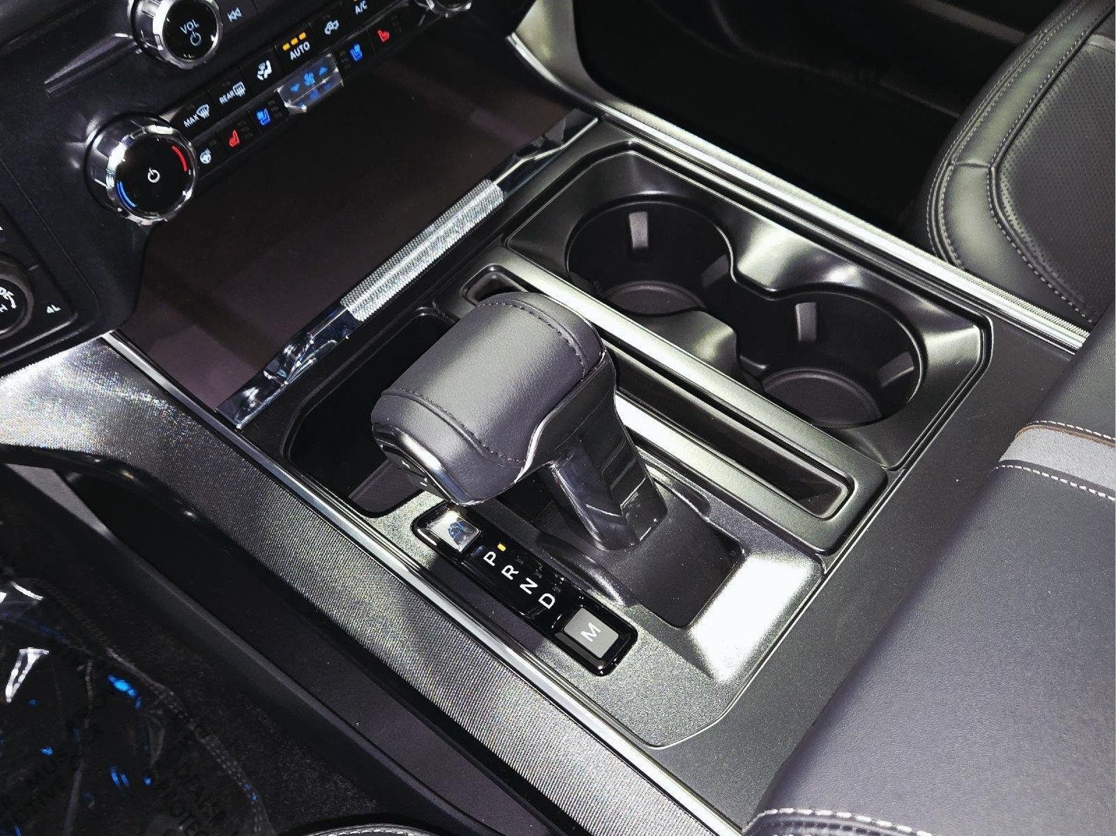 New 2026 Star White Metallic Tri-Coat Ford Platinum® image 38