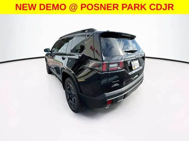 New 2026 Diamond Black Crystal Pearlcoat Jeep Laredo image 7