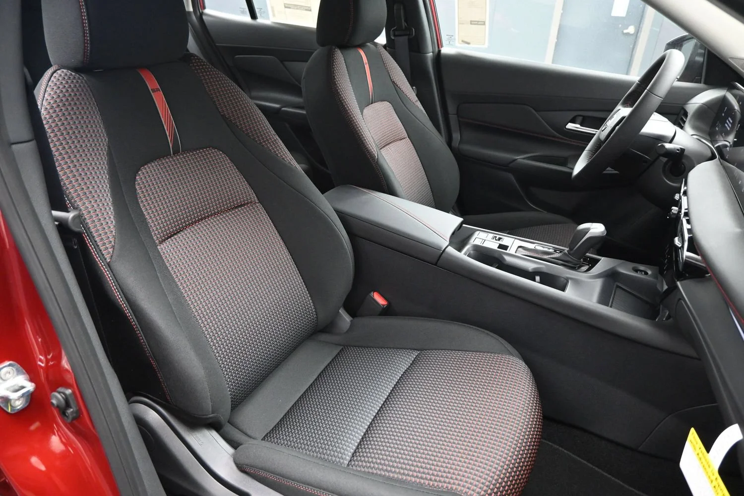New 2026 Scarlet Ember Tintcoat Nissan SR image 14
