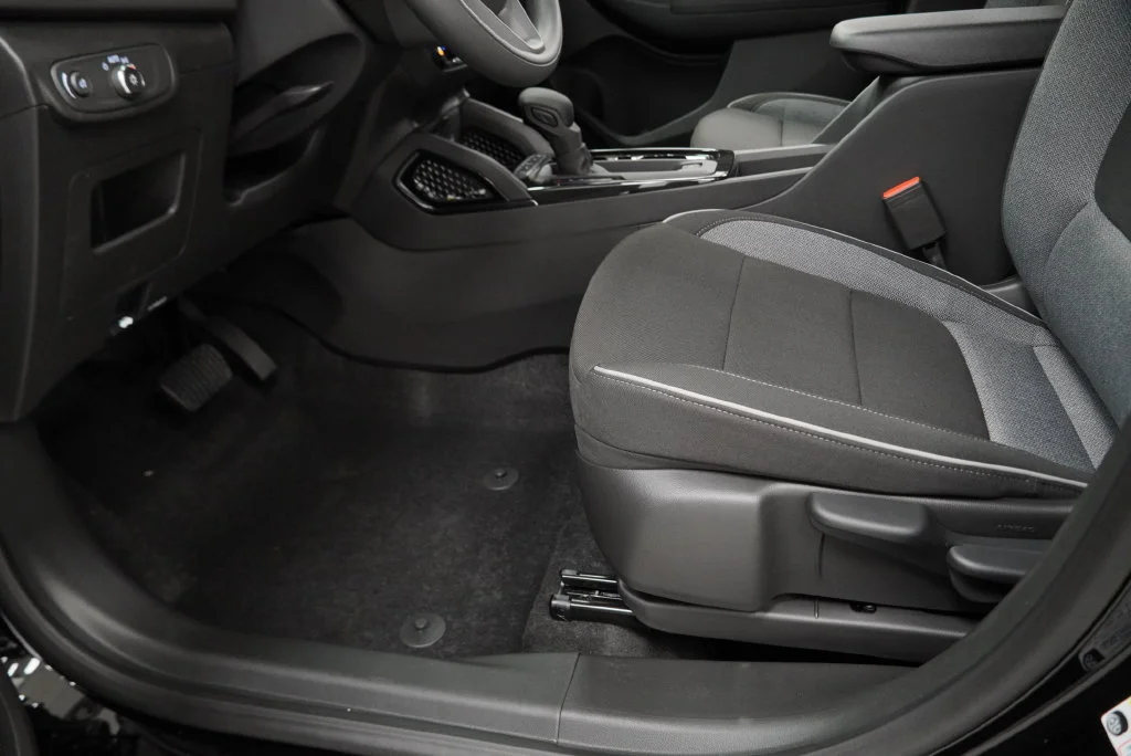 New 2026 Mosaic Black Metallic Chevrolet LS image 30