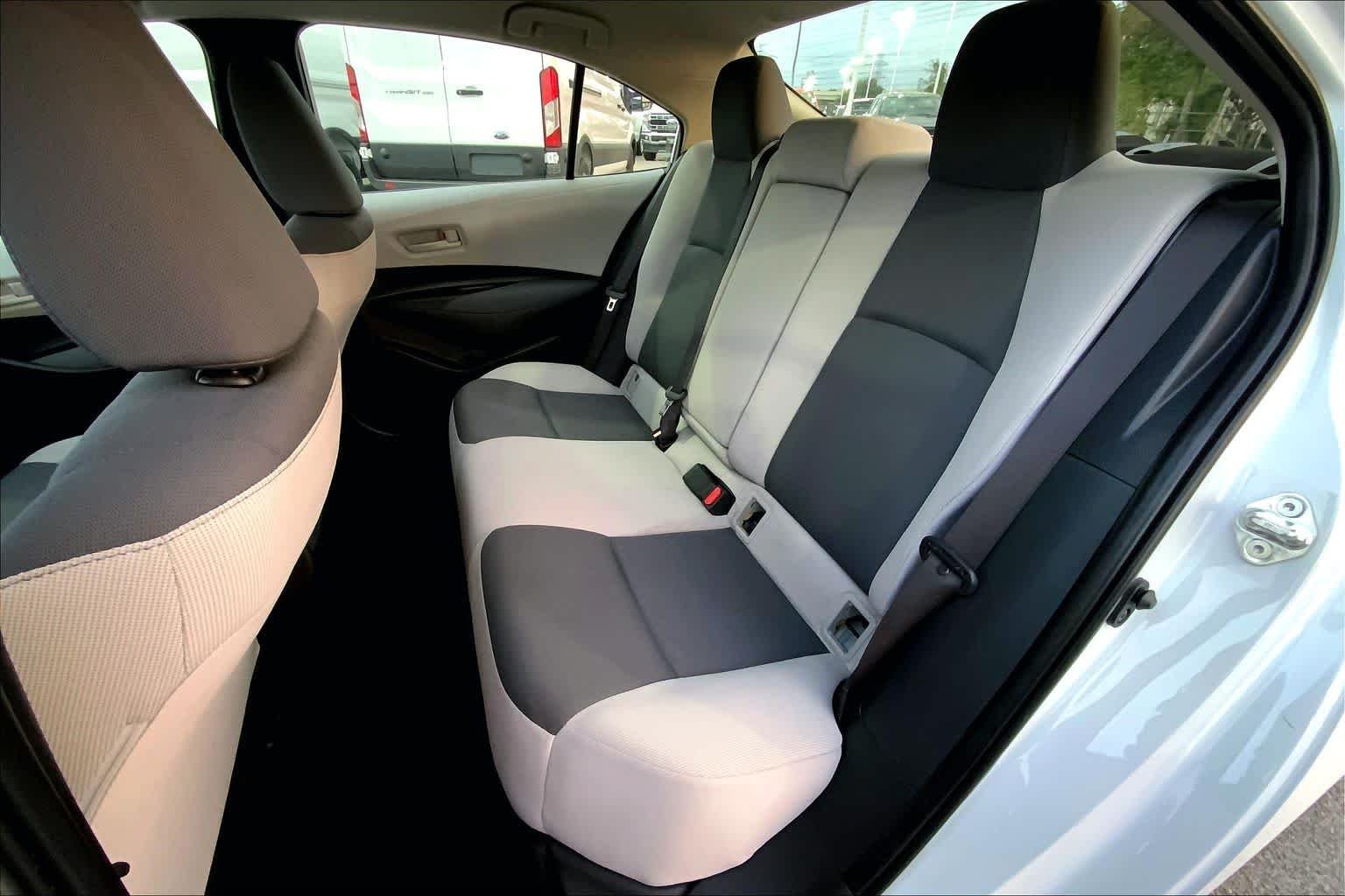Used 2023 Ice Cap Toyota LE image 20