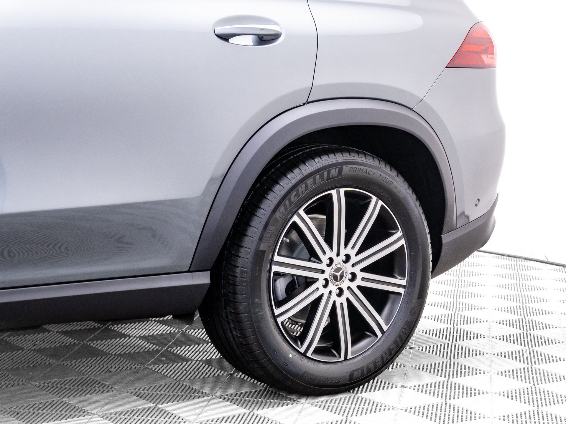 New 2026 Gray Mercedes-Benz GLE 350 image 69