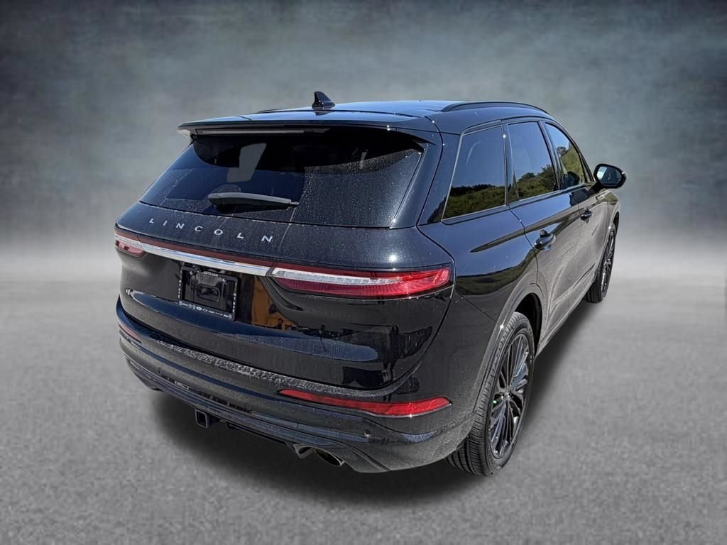Used 2023 Black Metallic Lincoln Reserve image 5