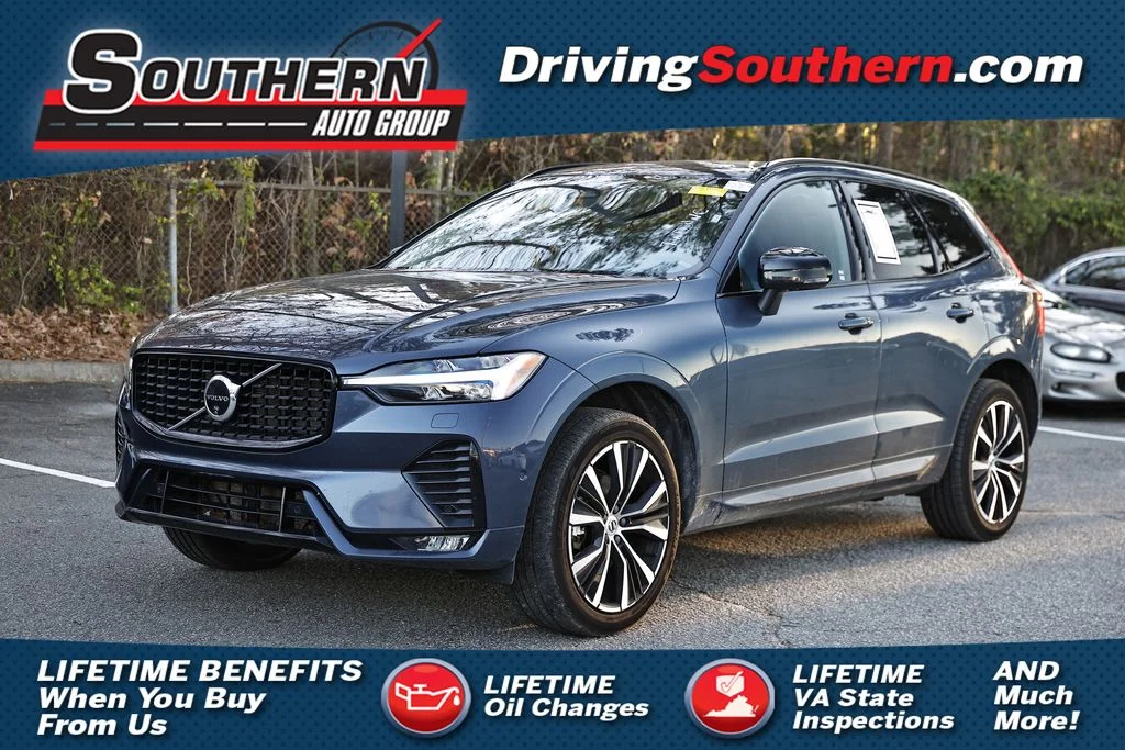 2024 Volvo XC60 B5 Plus Dark Theme AWD's photo