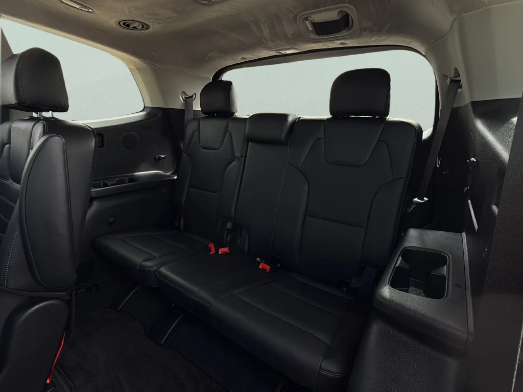 Used 2025 Glacial White Pearl Kia SX-Prestige image 31