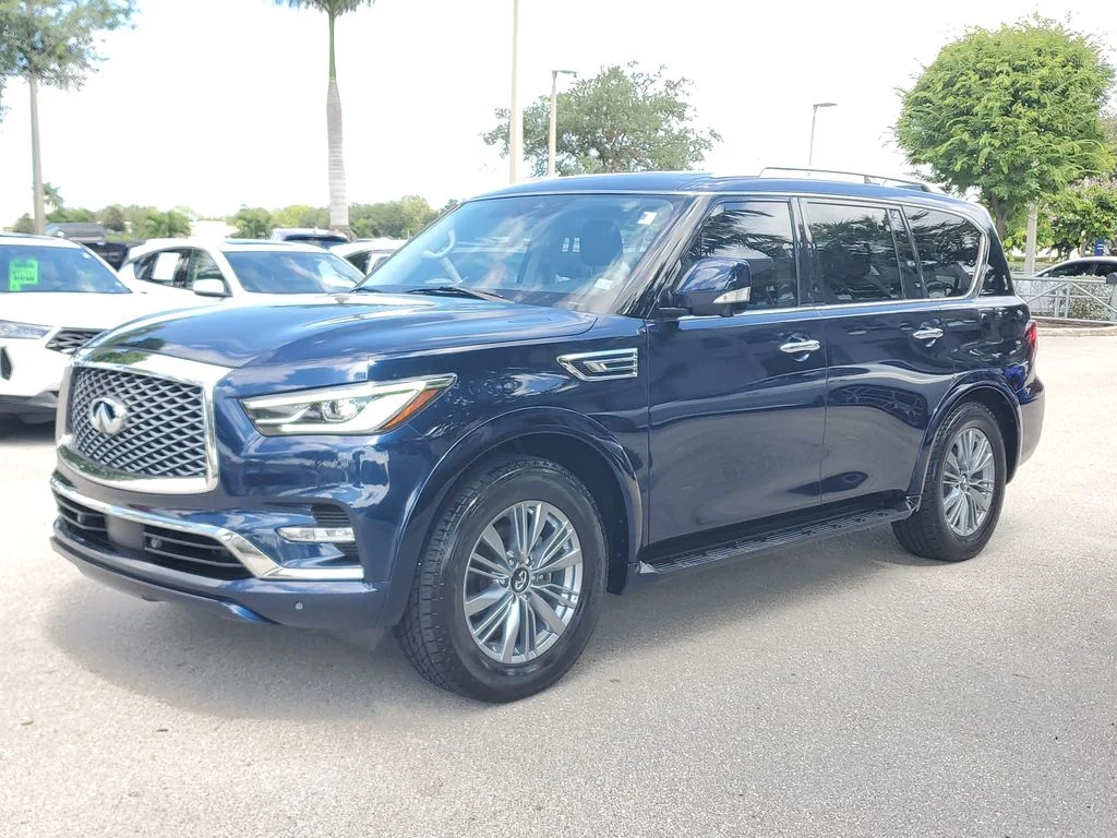 Used 2021 Blue INFINITI LUXE image 8