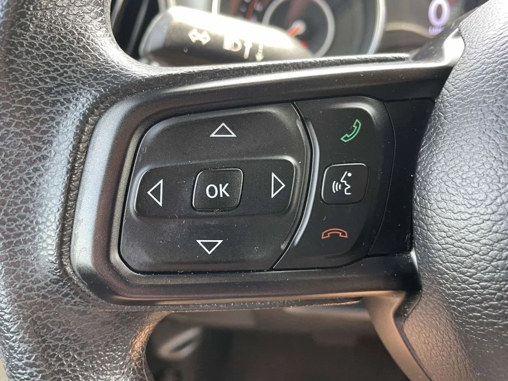 Certified Used 2018 Granite Crystal Clearcoat Metallic Jeep Unlimited Sport image 26