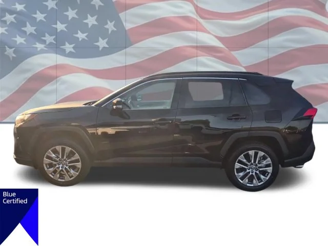 Used 2022 Black Toyota XLE Premium image 7