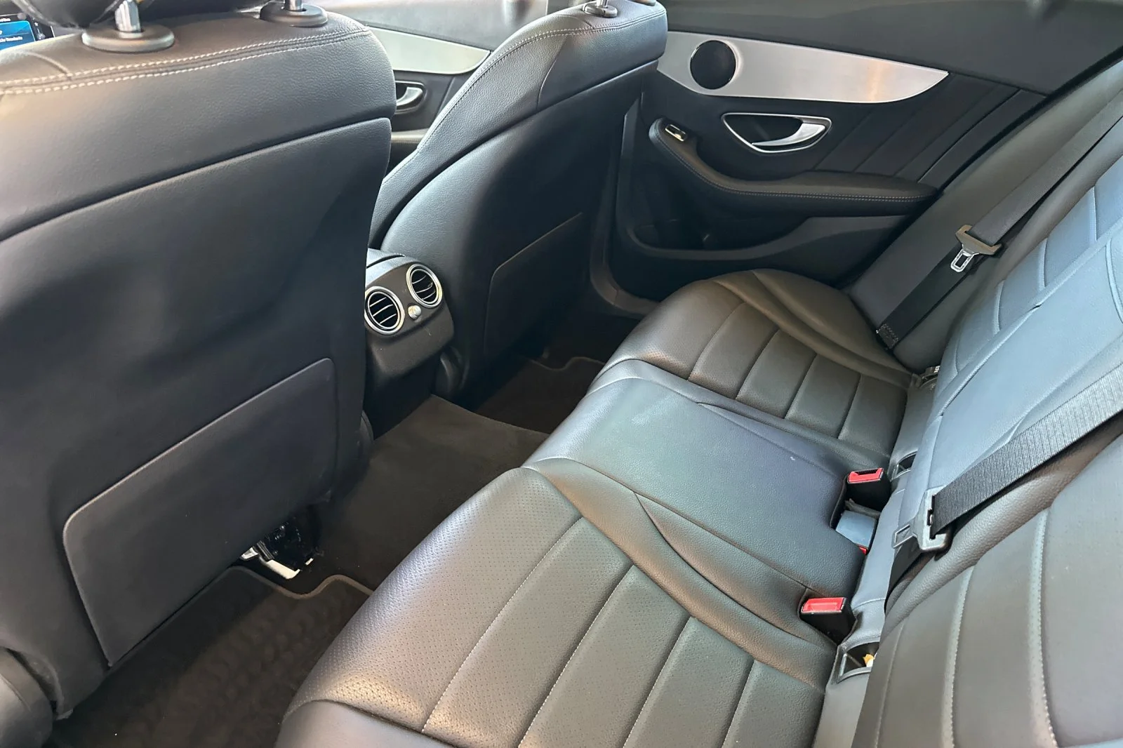 Used 2020 White Mercedes-Benz C 300 image 12