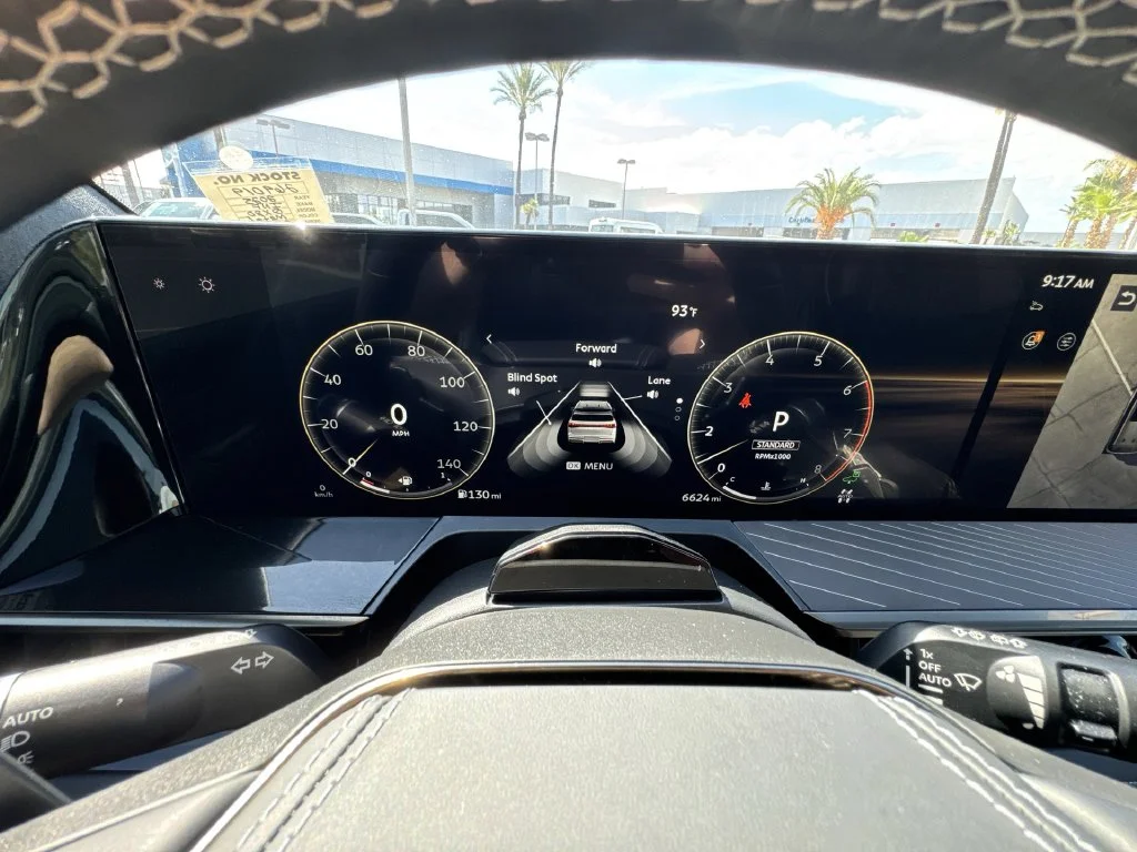 Used 2025 Black INFINITI AUTOGRAPH image 11