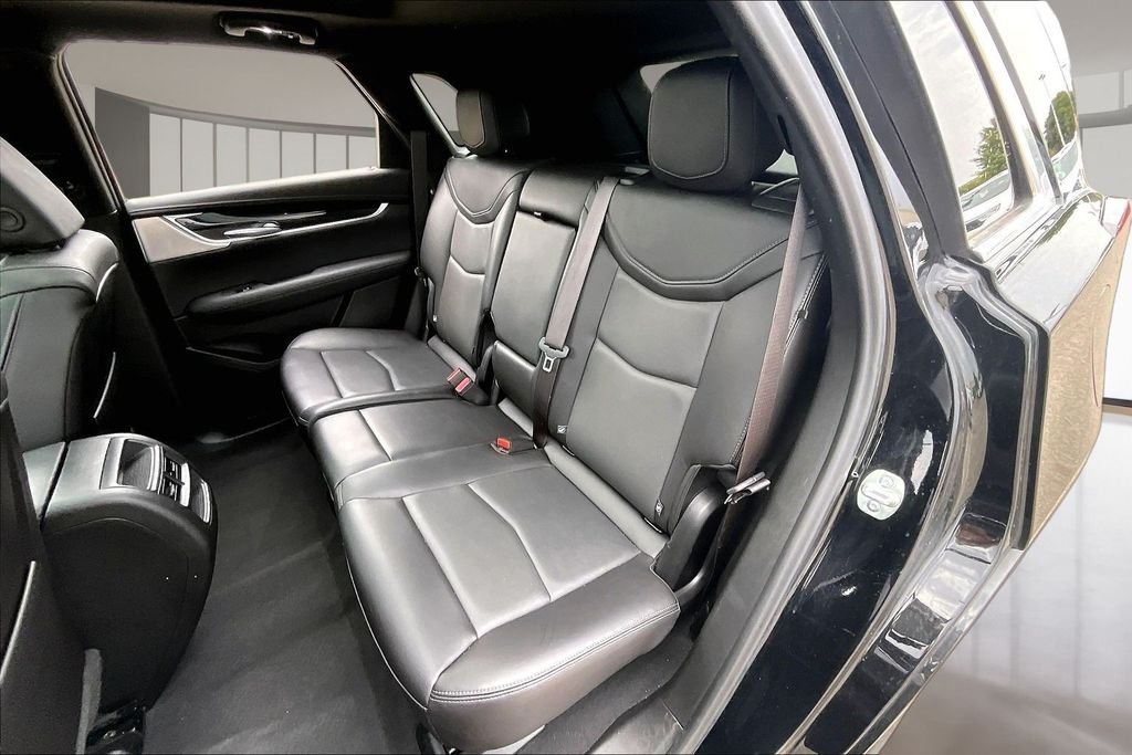 Used 2025 Black Cadillac Premium Luxury image 28