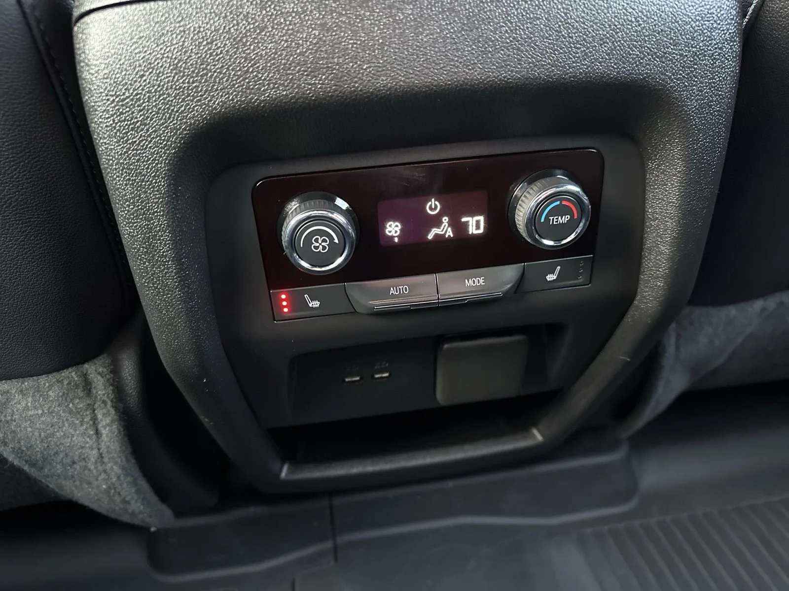 Used 2024 Gray Chevrolet RS image 28