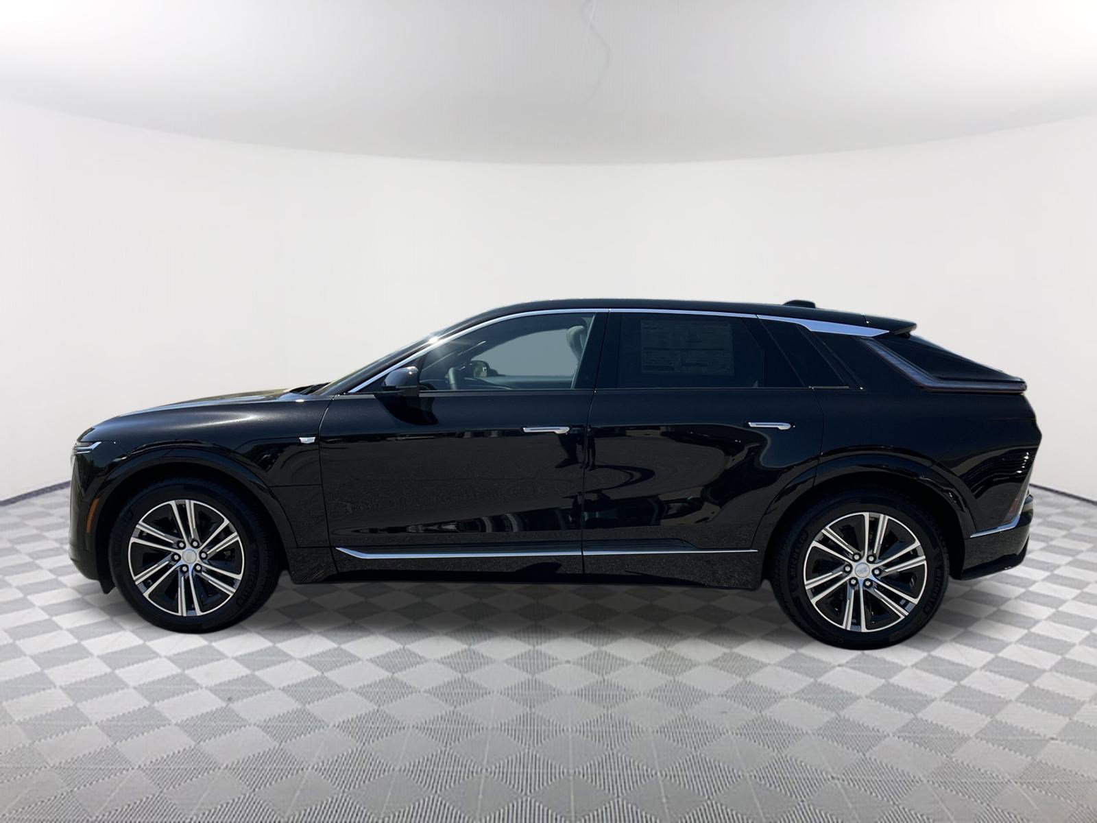 2025 Cadillac LYRIQ Luxury 1 - Photo 8
