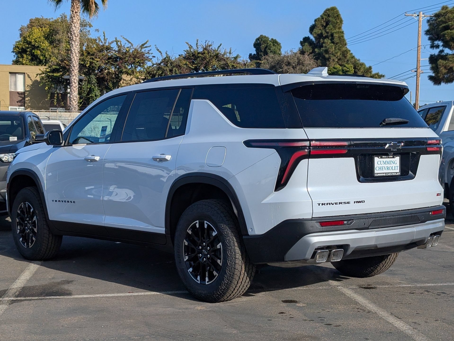 New 2026 Polar White Tricoat Chevrolet Z71 image 10