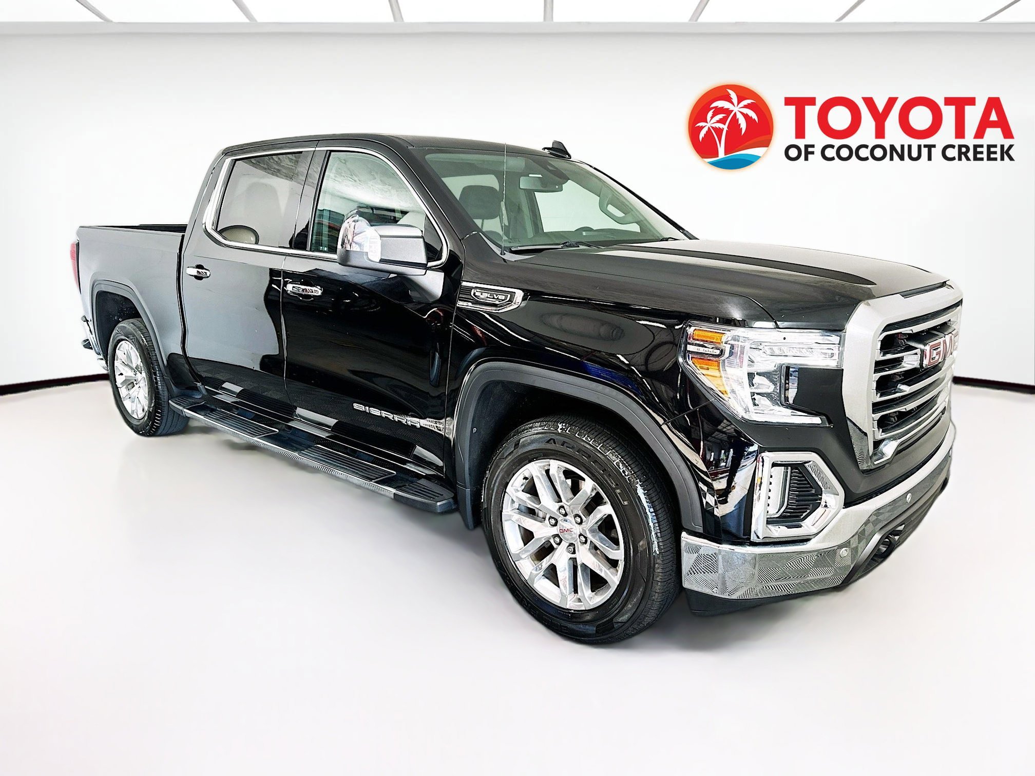 2020 GMC Sierra 2WD Crew Cab Short Box SLT's photo